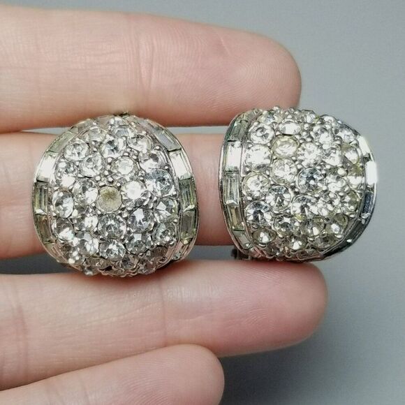 Vintage Kramer of NY Rhinestone Cluster Half Hoop Huggie Clip On Earrings - Picture 8 of 8